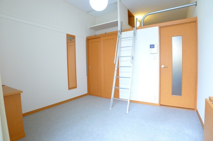 物件内観写真7　(居室)