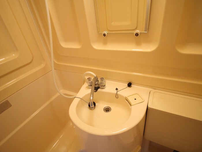 物件内観写真9　(洗面)