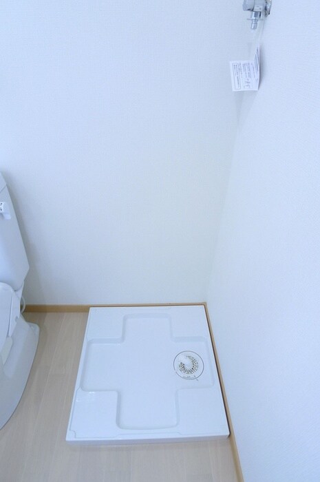 物件内観写真15　(洗濯機置場)