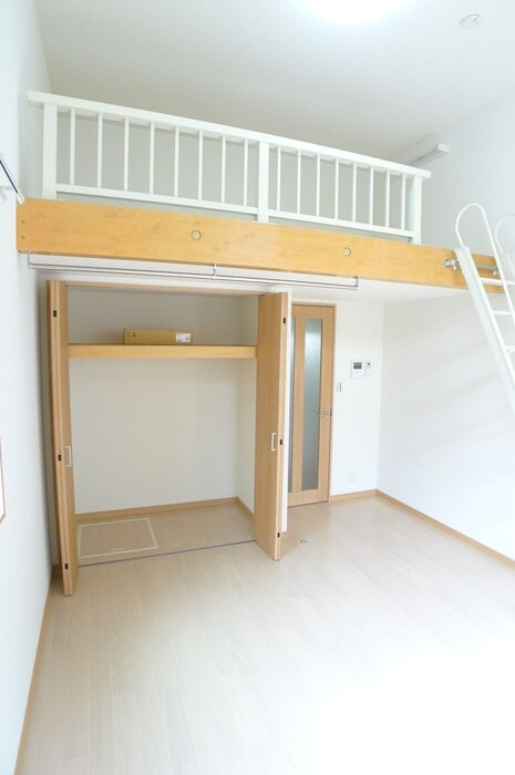 物件内観写真18　(居室)