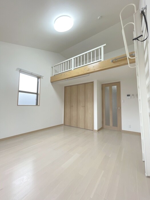 物件内観写真19　(居室)