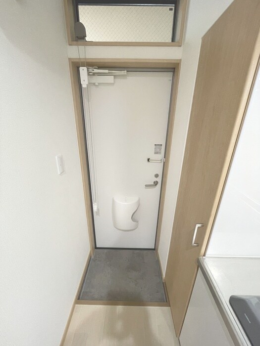 物件内観写真21　(玄関)