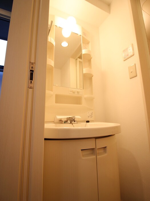 物件内観写真11　(洗面)