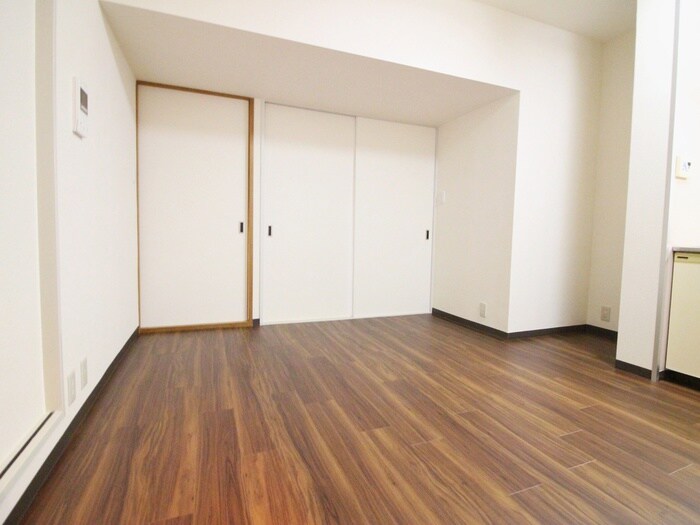 物件内観写真20　(廊下)