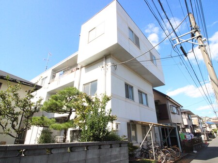 フラット千年外観写真