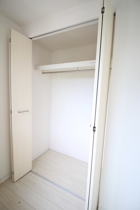 物件内観写真16　(収納)