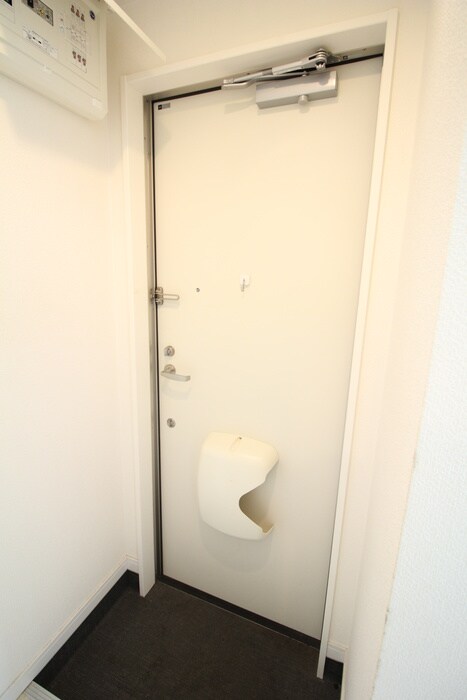 物件内観写真21　(玄関)