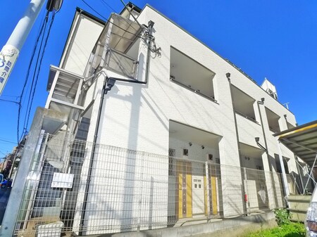 レ・ラバ－ジュ外観写真