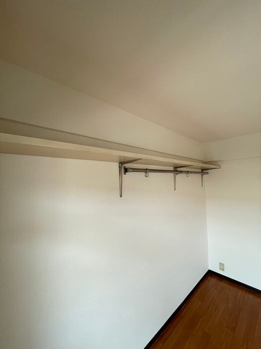 物件内観写真10　(収納)