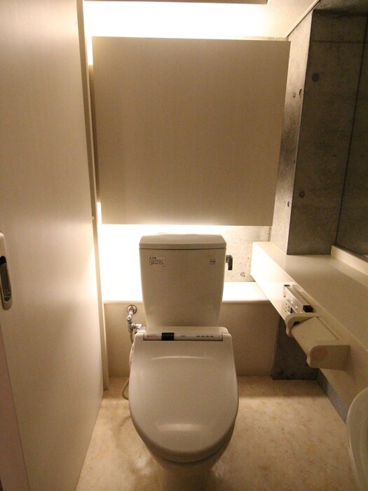 物件内観写真18　(トイレ)