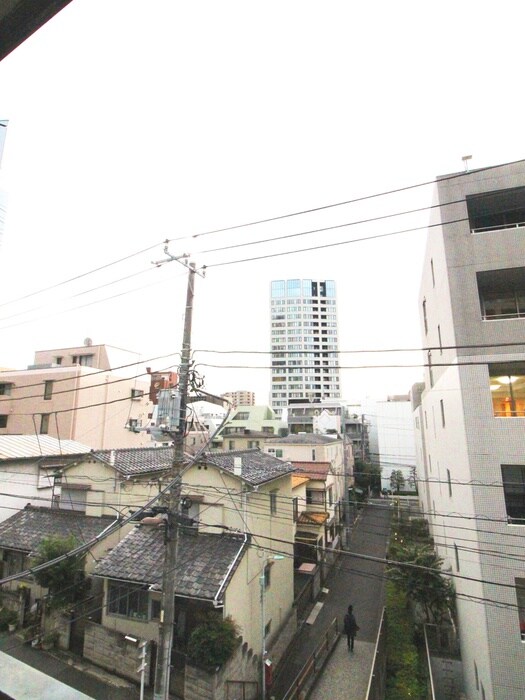 物件内観写真20　(室内からの展望)