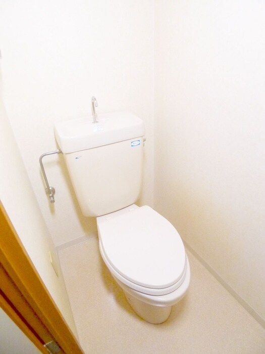 物件内観写真16　(トイレ)