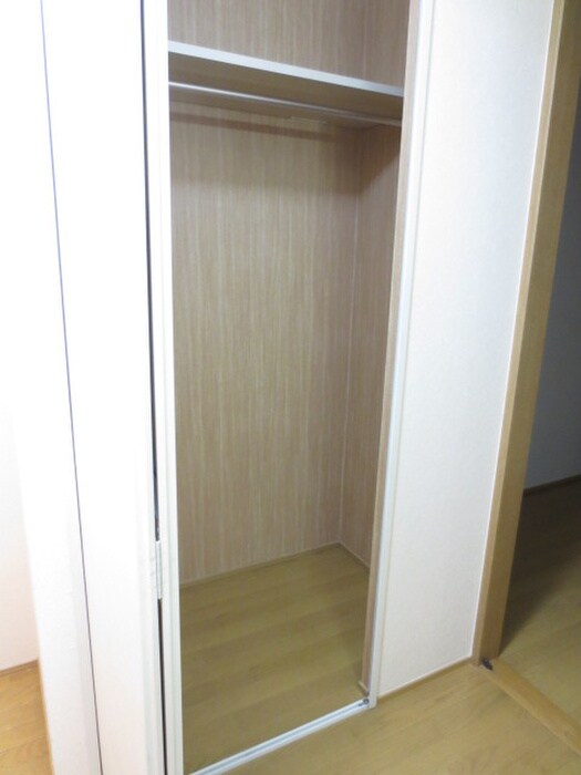 物件内観写真9　(収納)