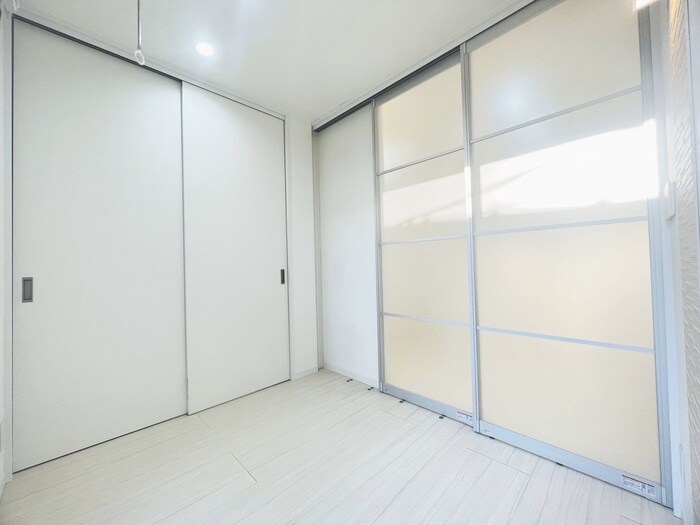 物件内観写真10　(居室)