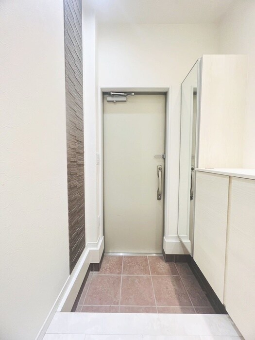 物件内観写真20　(玄関)