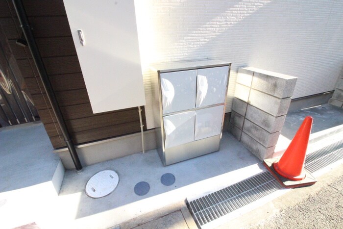 物件外観写真4　(建物設備)