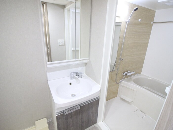 物件内観写真11　(洗面)