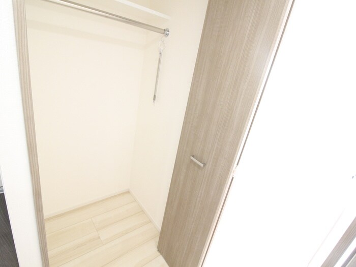 物件内観写真13　(収納)