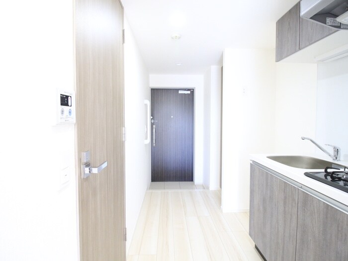 物件内観写真18　(廊下)