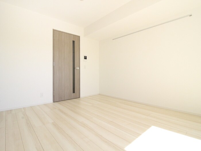 物件内観写真21　(居室)