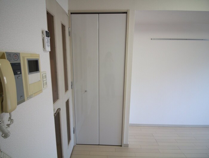 物件内観写真11　(居室)