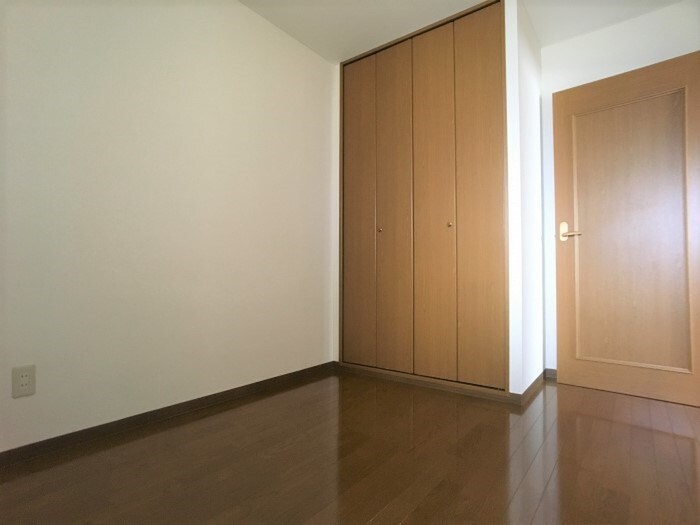 物件内観写真13　(居室)