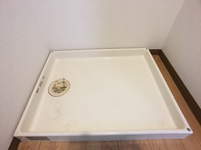 物件内観写真17　(洗濯機置場)