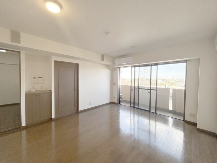 ﾗｲｵﾝｽﾞﾏﾝｼｮﾝ京成大久保第2(602)の居室