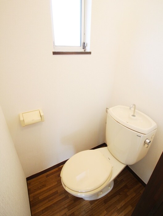 物件内観写真14　(トイレ)