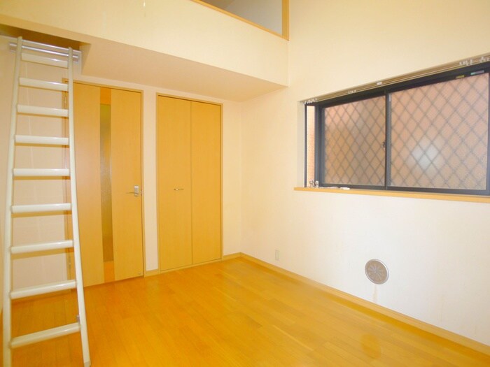 物件内観写真10　(居室)