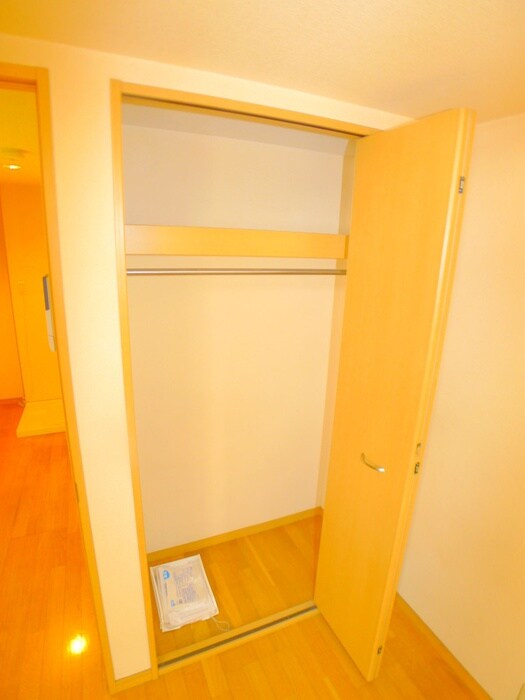 物件内観写真13　(収納)