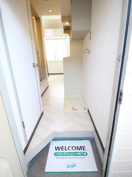 物件内観写真14　(玄関)