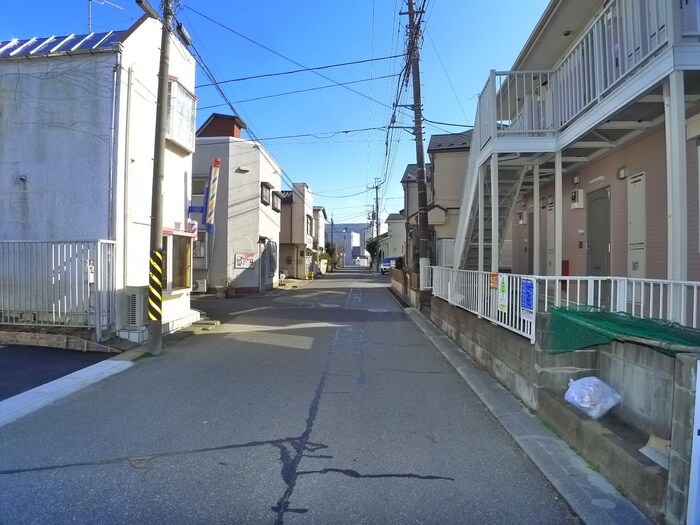 物件外観写真3　(周辺環境)