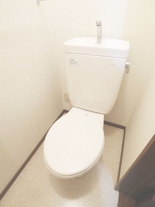 物件内観写真10　(トイレ)