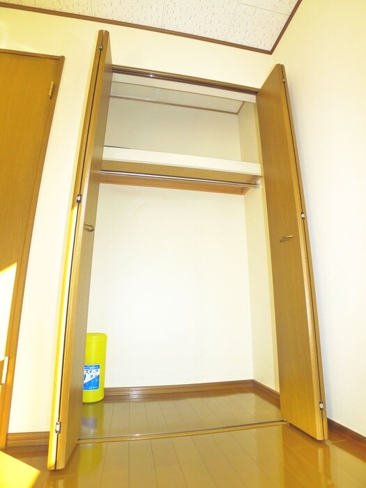 物件内観写真12　(収納)