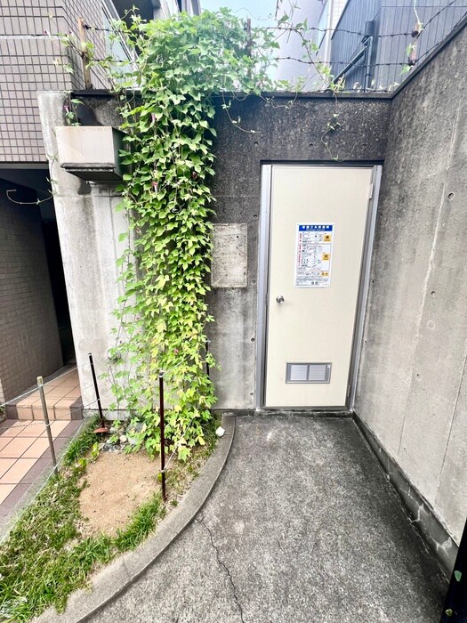 物件外観写真6　(建物設備)
