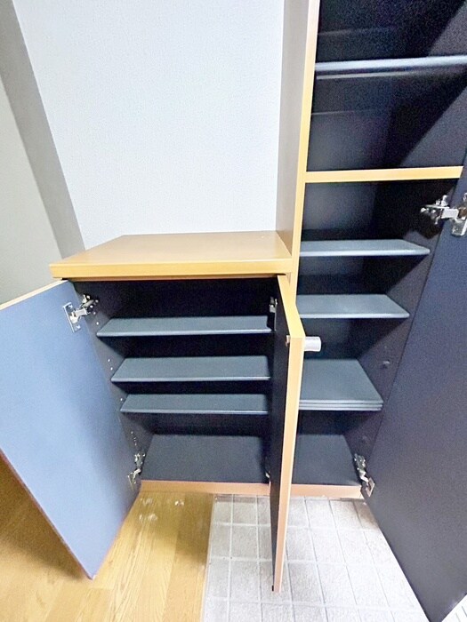 物件内観写真18　(靴箱)