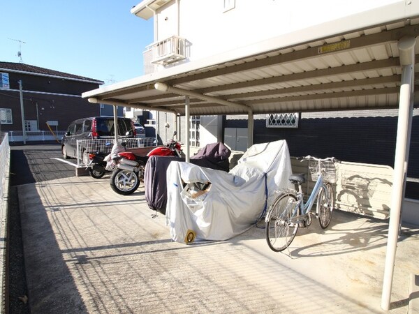 駐輪場
