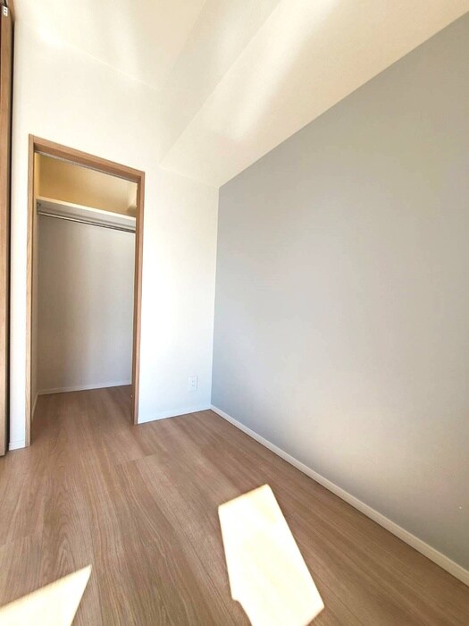 物件内観写真11　(居室)