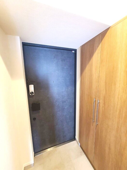 物件内観写真20　(玄関)