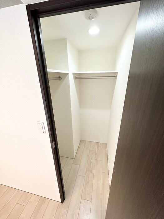 物件内観写真10　(収納)