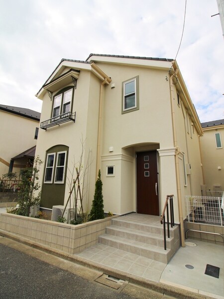 ヴィルヌーブ　B棟外観写真