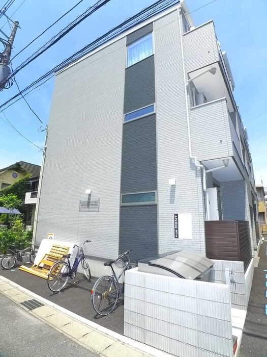 物件外観写真1　(外観写真)