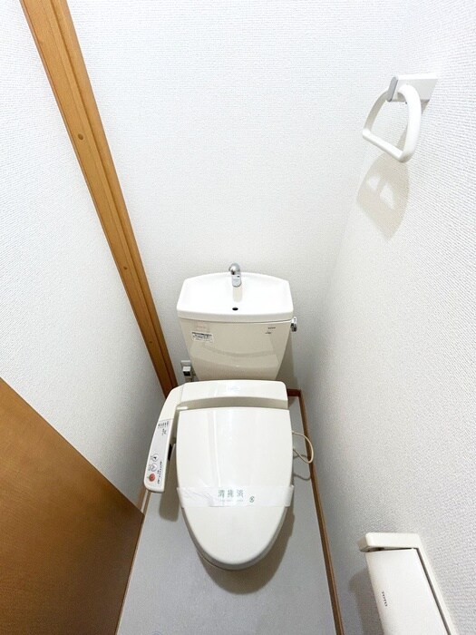 物件内観写真14　(トイレ)