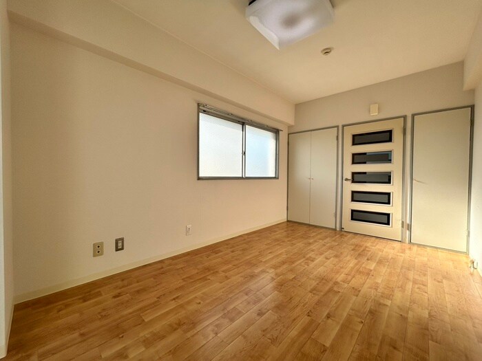 物件内観写真16　(居室)