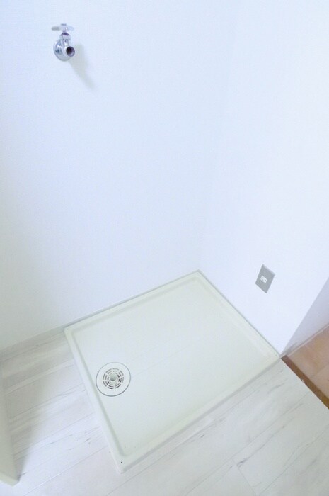 物件内観写真21　(洗濯機置場)