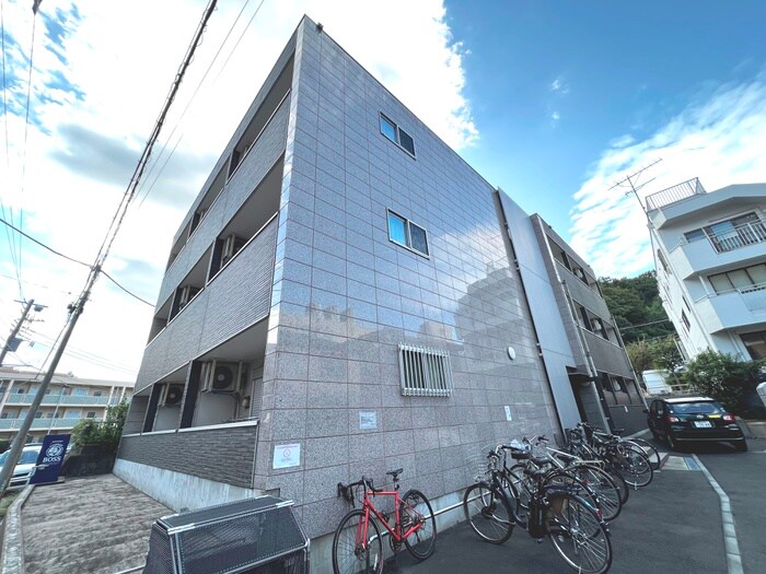 物件外観写真2　(外観写真)