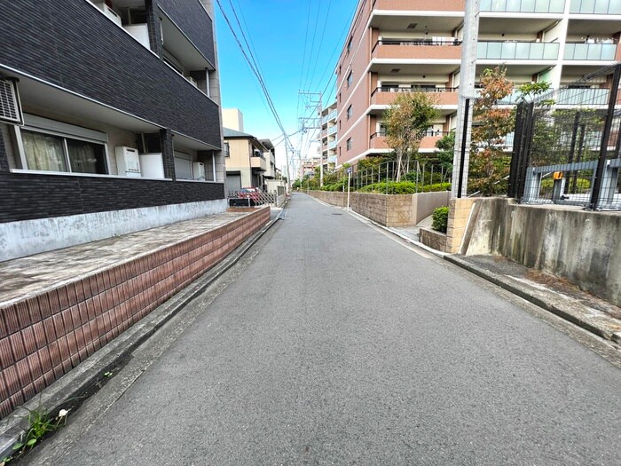 物件外観写真6　(周辺環境)