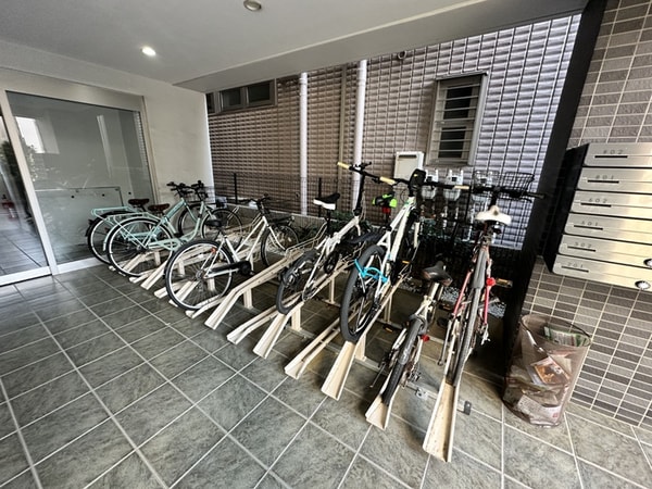駐輪場