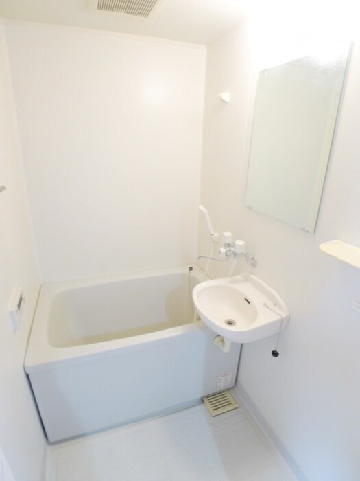 物件内観写真8　(バス／シャワールーム等)